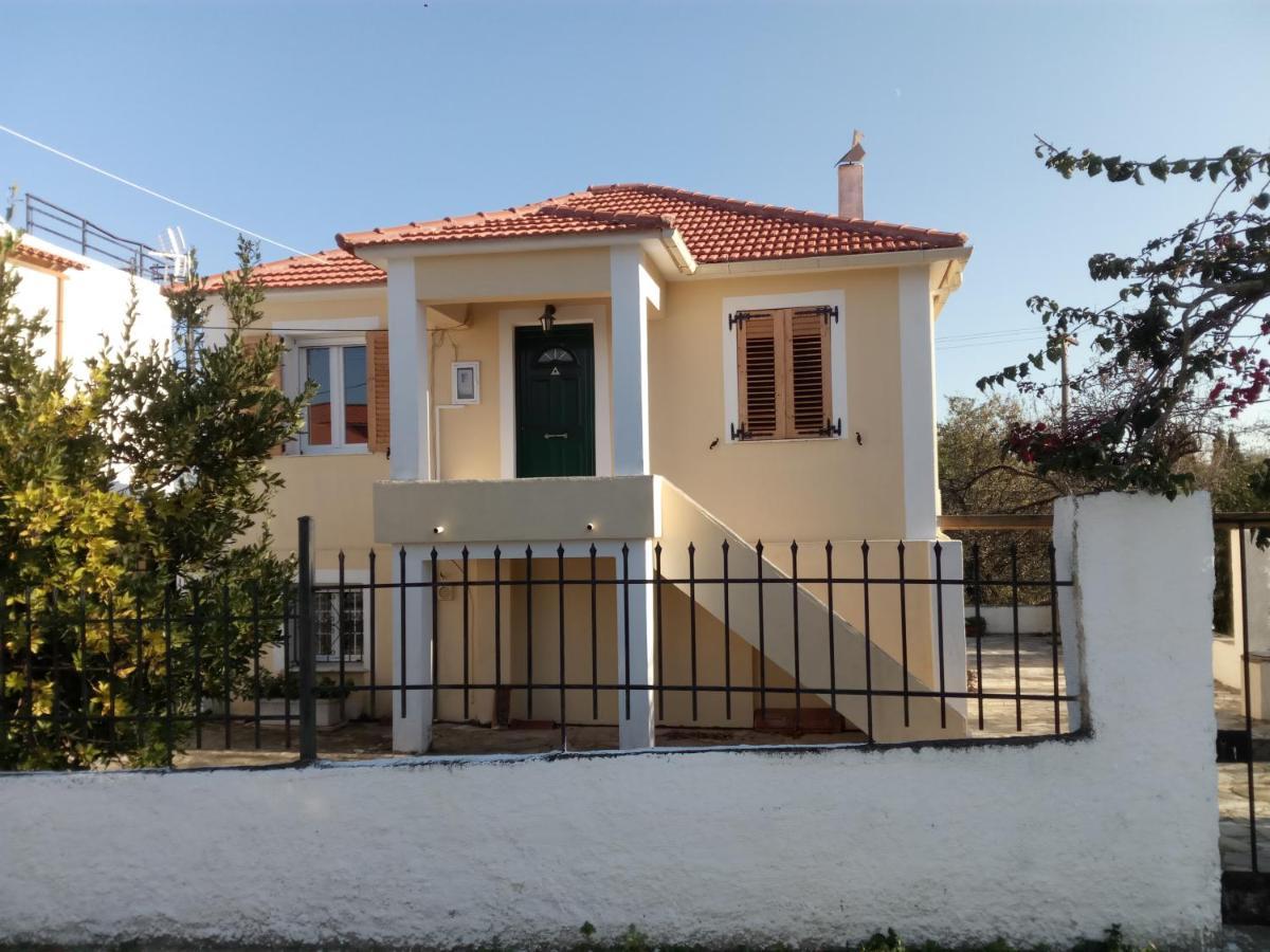 Traditional Village House Méson Yerakaríon Exterior photo